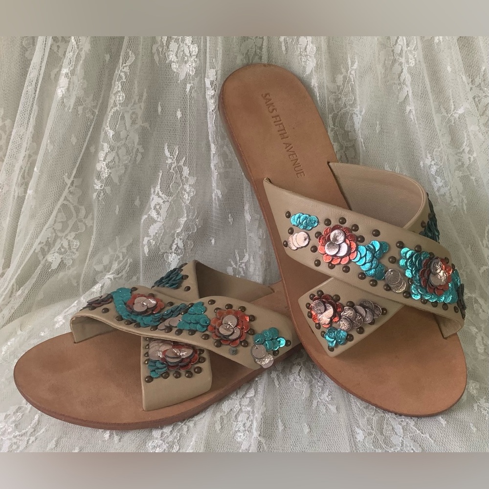 SAKS FITH AVENUE leather+flat+sandals.